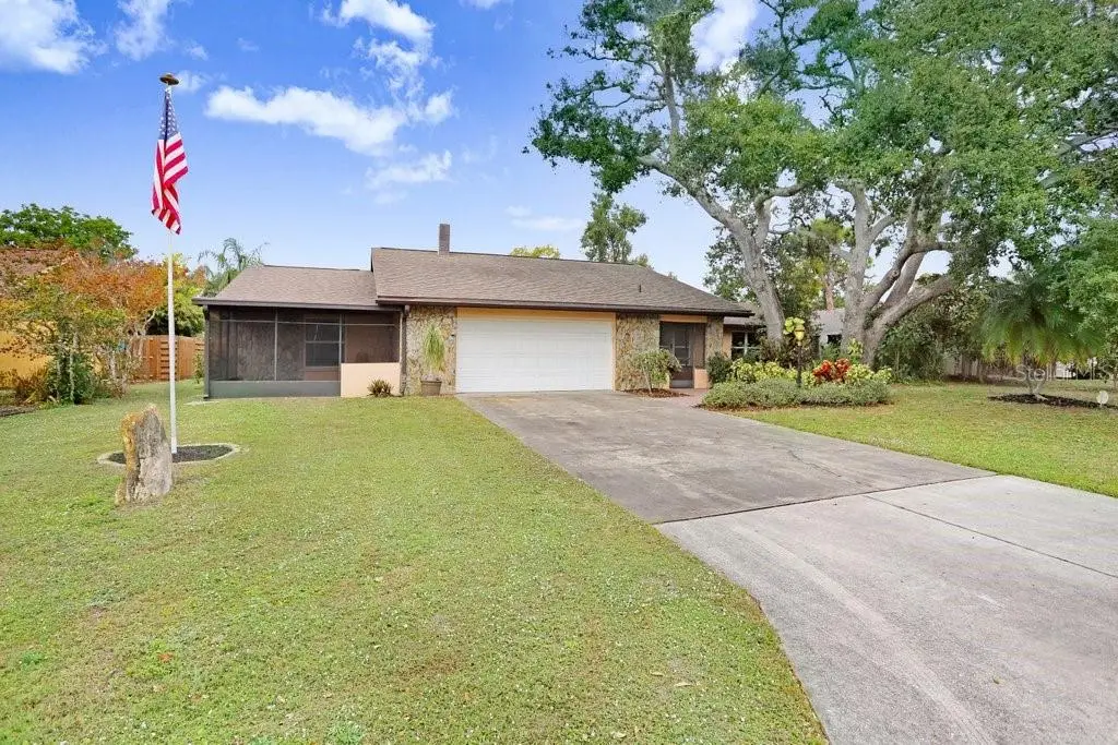 813 Exmoor Street, Sarasota, FL 34243 - Image #1