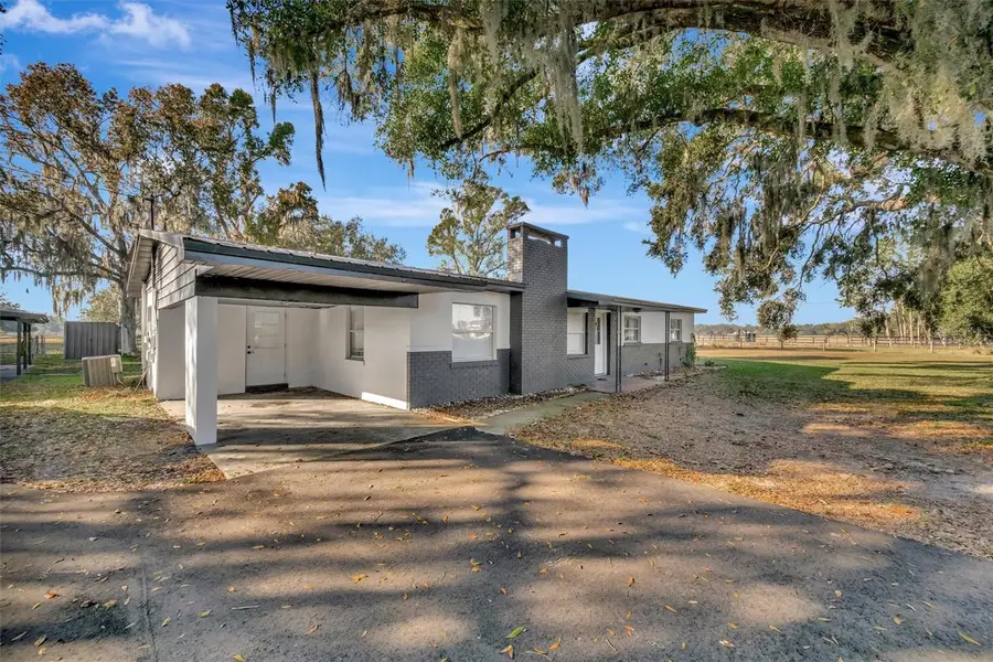 4111 E Knights Griffin Road, Plant City, FL 33565 - Image #2