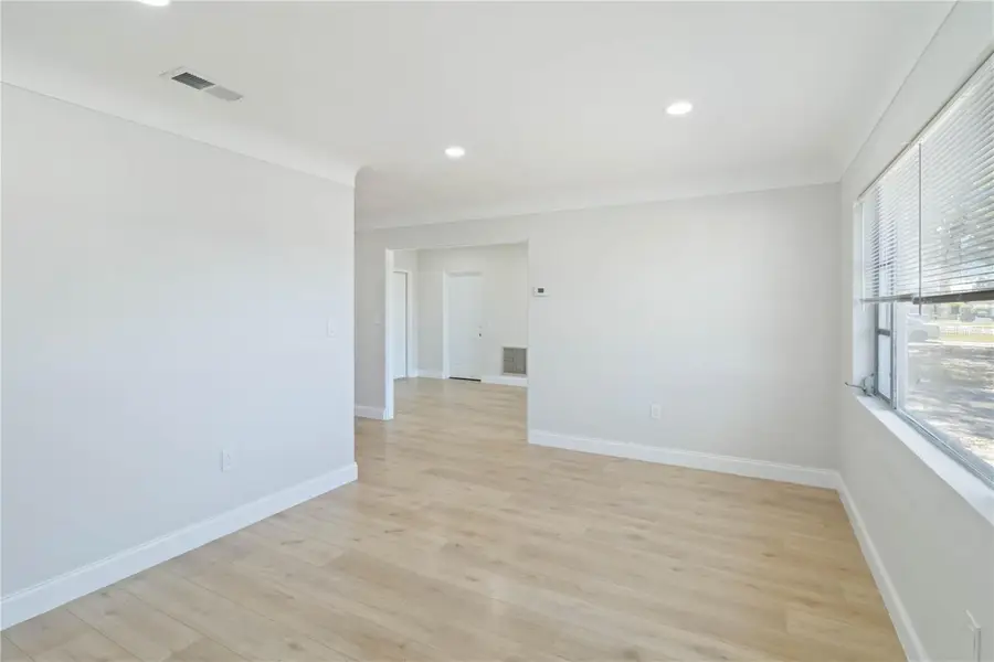 5337 60th Street N, Kenneth City, FL 33709 - Image #3