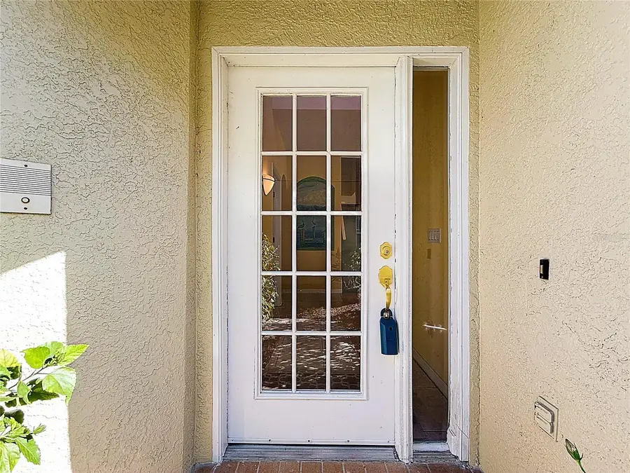 11117 Kapok Grand Circle, Madeira Beach, FL 33708 - Image #2