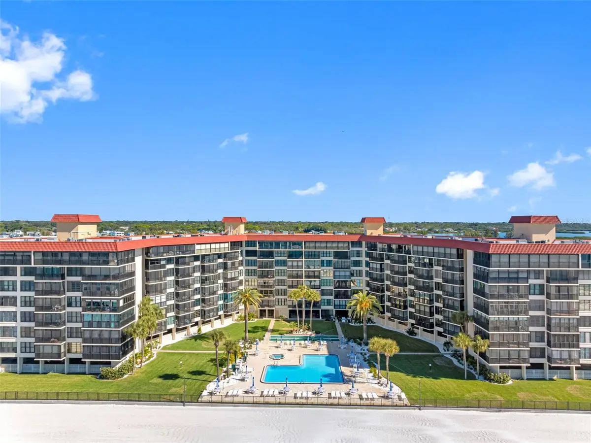 18304 Gulf Boulevard #417, Redington Shores, FL 33708 - Image #1