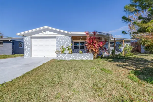 3711 Elmwood Drive, HOLIDAY, FL 34691