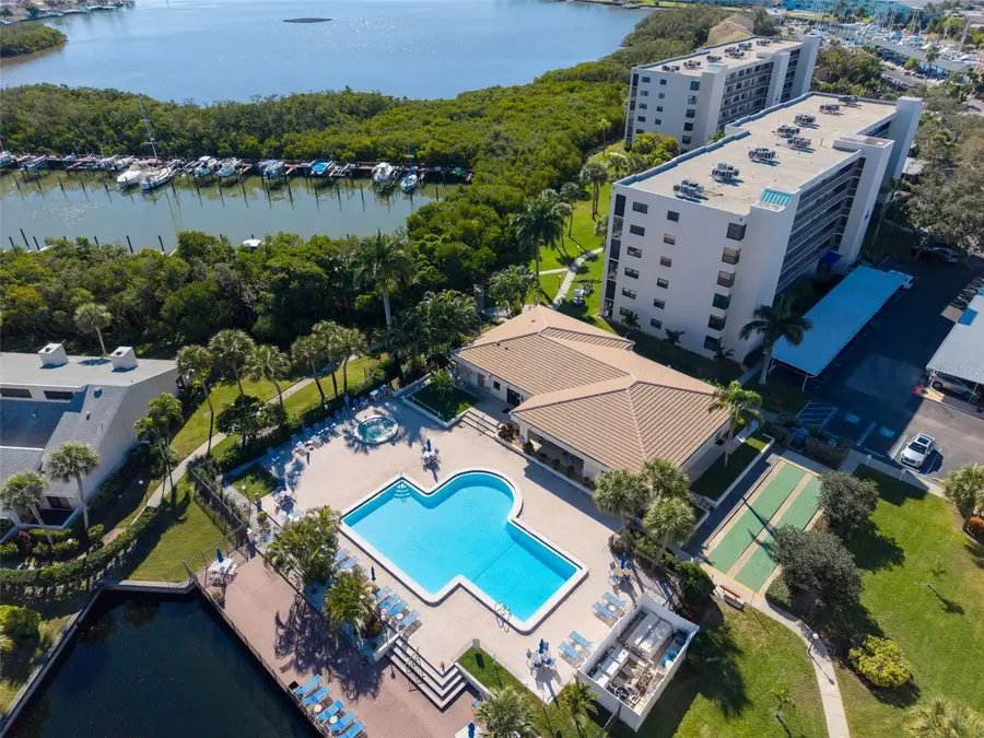 1332 Pasadena Avenue S #205, South Pasadena, FL 33707 - Image #2