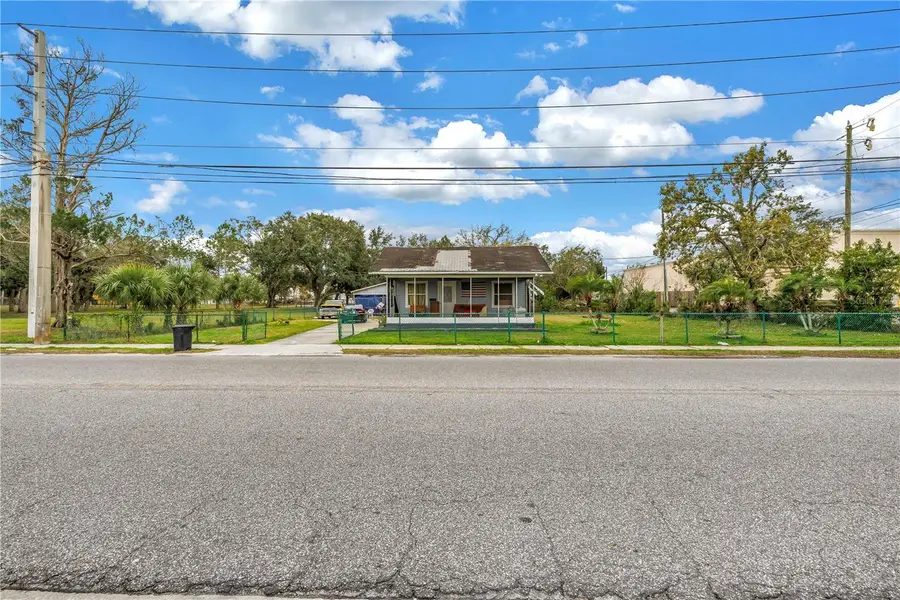 112 E Martin Luther King Jr Drive, Tarpon Springs, FL 34689 - Image #2
