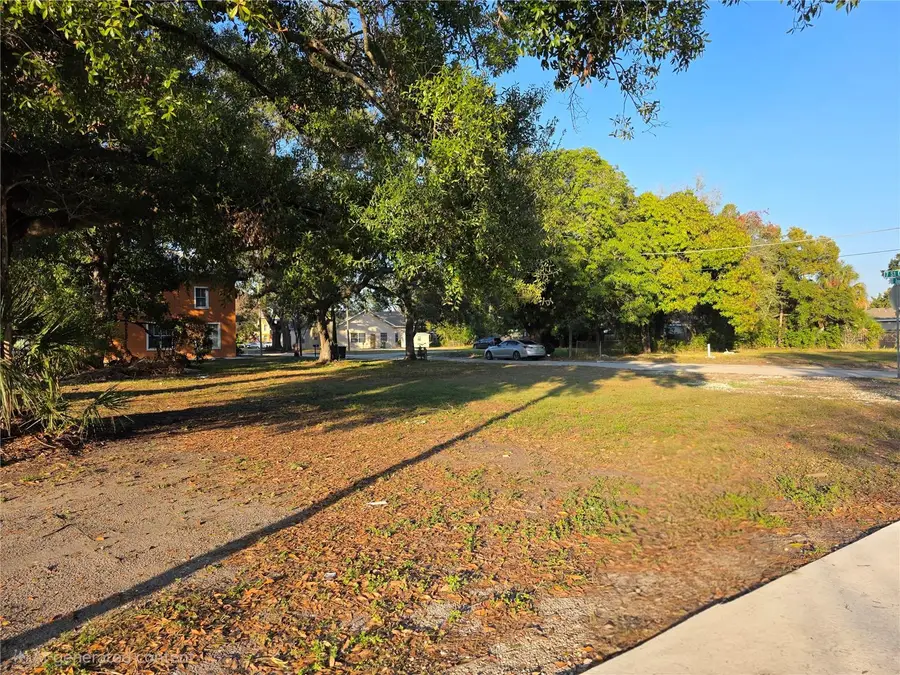 1022 7th Street Court W, Bradenton, FL 34205 - #2