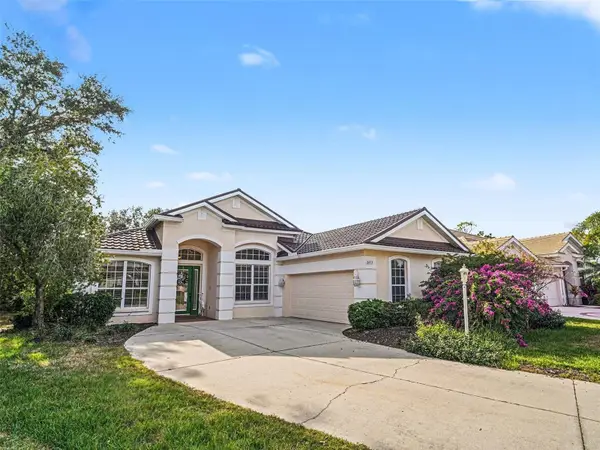 8443 Sailing Loop, LAKEWOOD RANCH, FL 34202