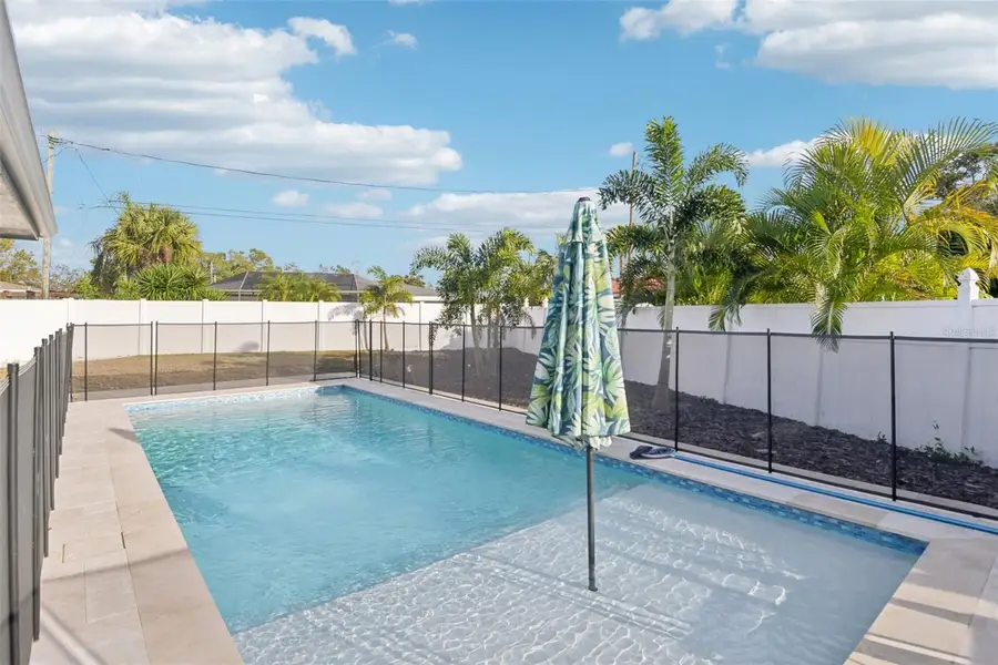 6338 6th Avenue S, Saint Petersburg, FL 33707 - Image #2