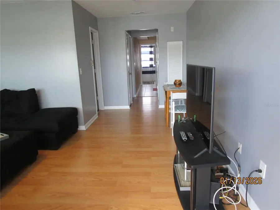 1950 58th Avenue N #18, Saint Petersburg, FL 33714 - Image #3