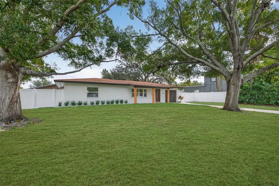 4465 1st Way Ne, Saint Petersburg, FL 33703 - Image #2