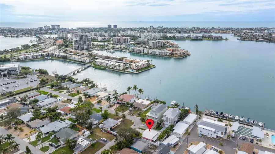 7285 14th Avenue S, South Pasadena, FL 33707 - Image #2