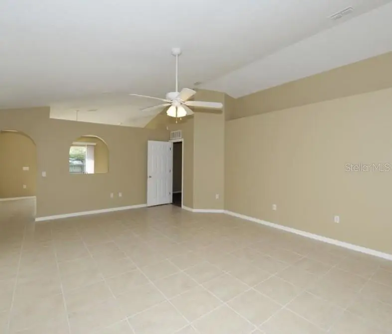 819 Brenton Leaf Drive, Ruskin, FL 33570 - Image #3