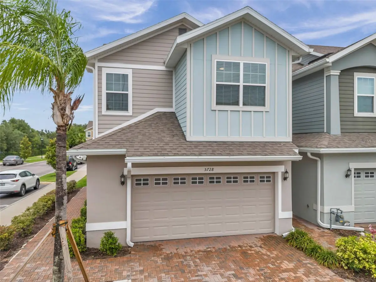 5728 Skytop Drive, Lithia, FL 33547 - Image #1