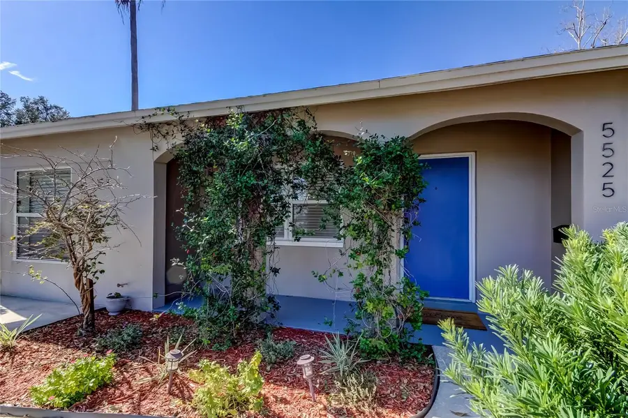 5525 Pine Circle Ne, Saint Petersburg, FL 33703 - #3