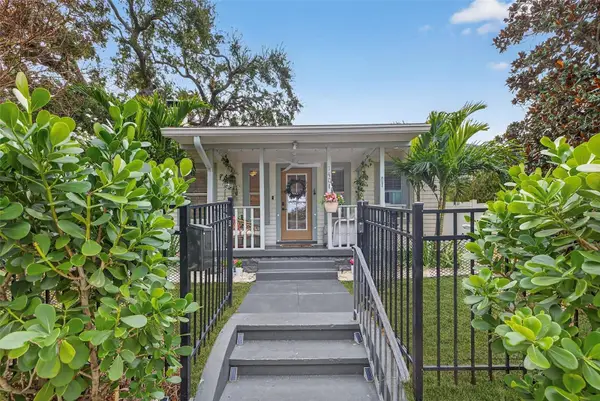 140 20th Avenue N, ST PETERSBURG, FL 33704