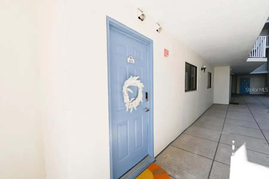 18450 Gulf Boulevard #103, Indian Shores, FL 33785 - Image #3