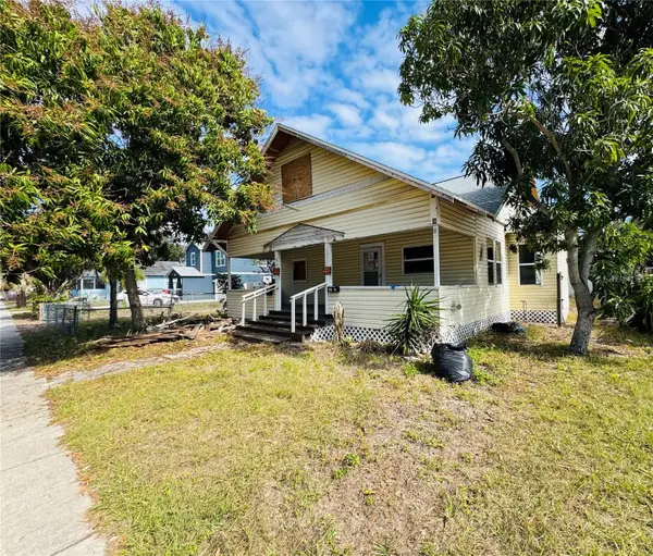 1924 14th Street S, ST PETERSBURG, FL 33705