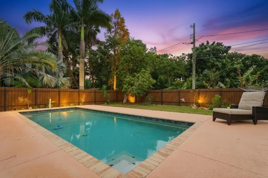 2620 49th Avenue N, Saint Petersburg, FL 33714 - Image #2