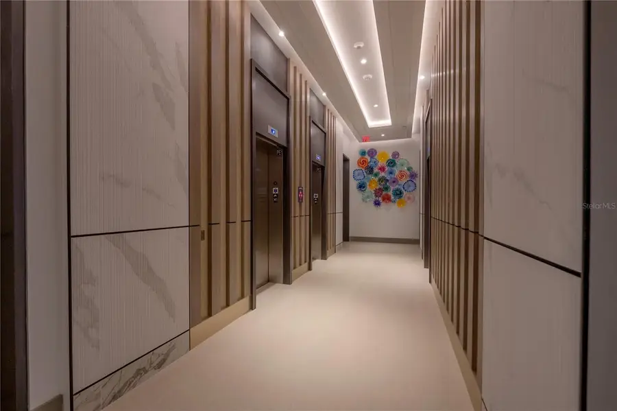 275 1st Avenue S #1504, Saint Petersburg, FL 33701 - Image #3