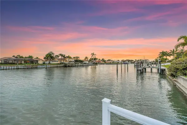 4114 42nd Avenue S, ST PETERSBURG, FL 33711