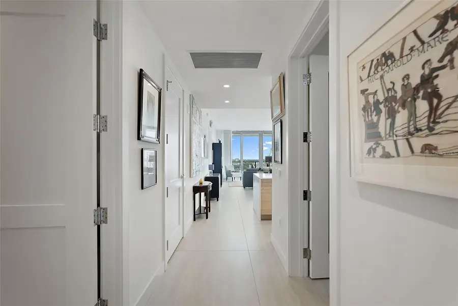 301 1st Street S #2305, Saint Petersburg, FL 33701 - Image #3