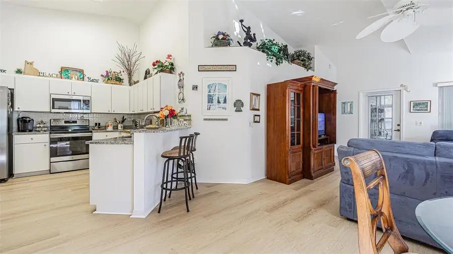 21502 Woodstork Lane, Lutz, FL 33549 - Image #2