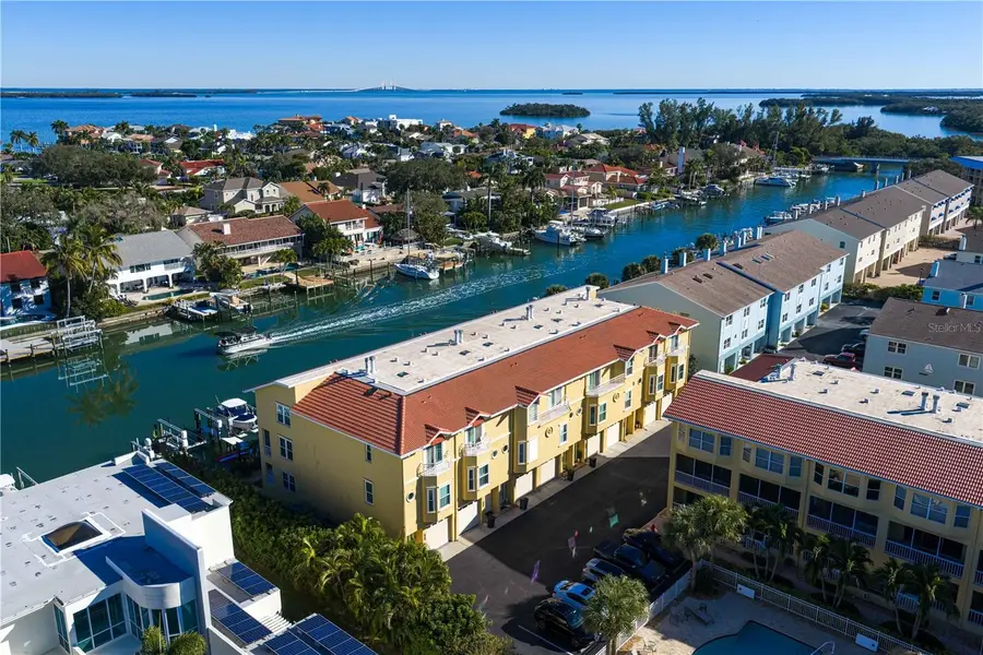 1067 Pinellas Bayway S, Saint Petersburg, FL 33715 - Image #2