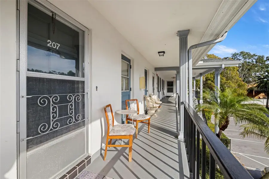 100 Glennes Lane #207, Dunedin, FL 34698 - Image #2