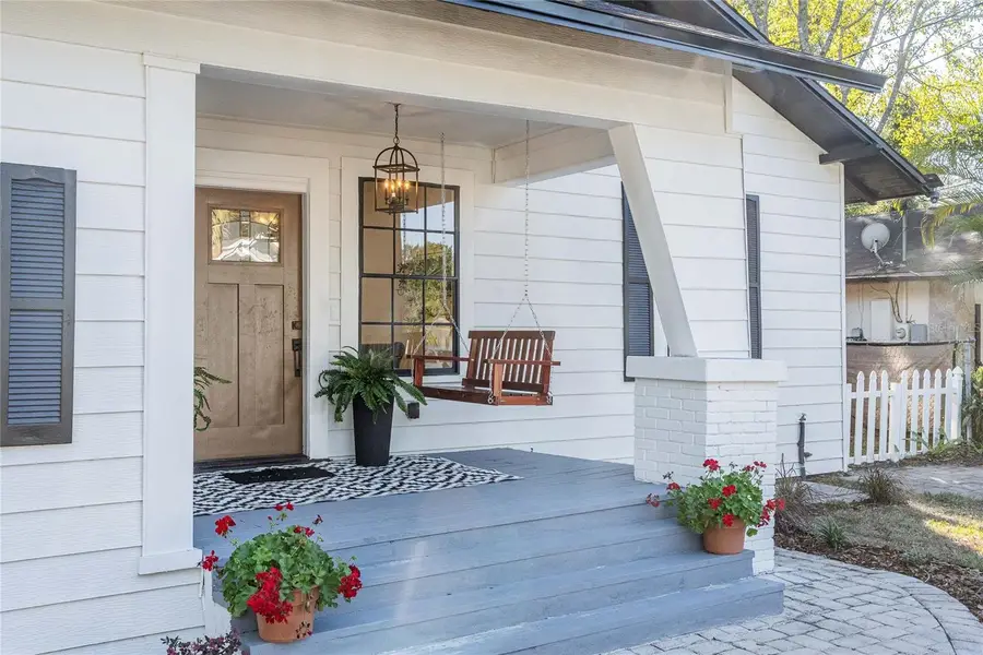 805 E Curtis Street, Tampa, FL 33603 - Image #2