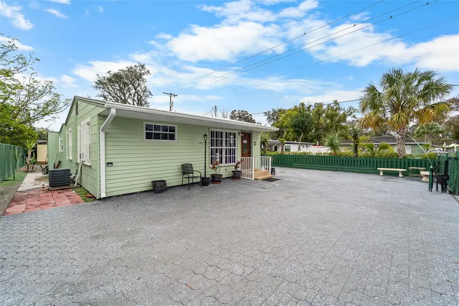 10001 N Arden Avenue, Tampa, FL 33612 - #3