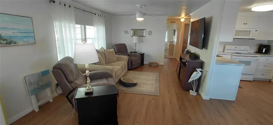 2127 Manoa Drive, Holiday, FL 34691 - Image #2