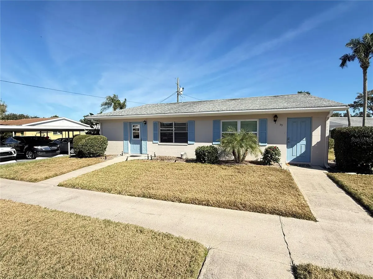 402 Dorchester Place #40, Sun City Center, FL 33573 - Image #1