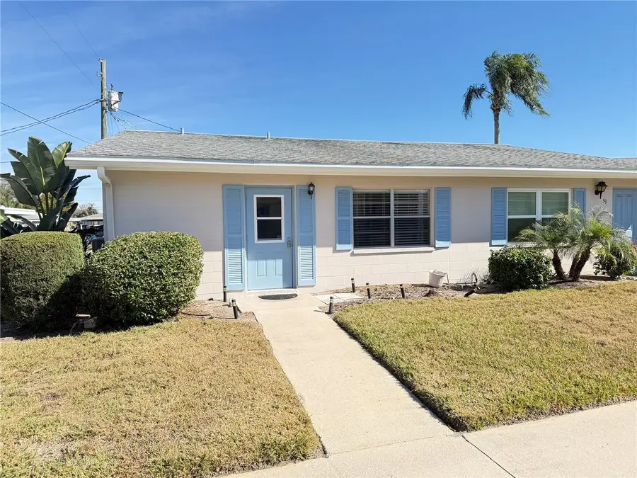 402 Dorchester Place #40, Sun City Center, FL 33573 - Image #2