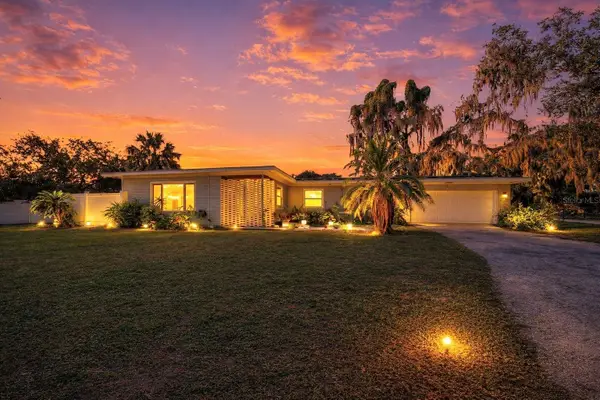 913 Helena Drive, BRANDON, FL 33511