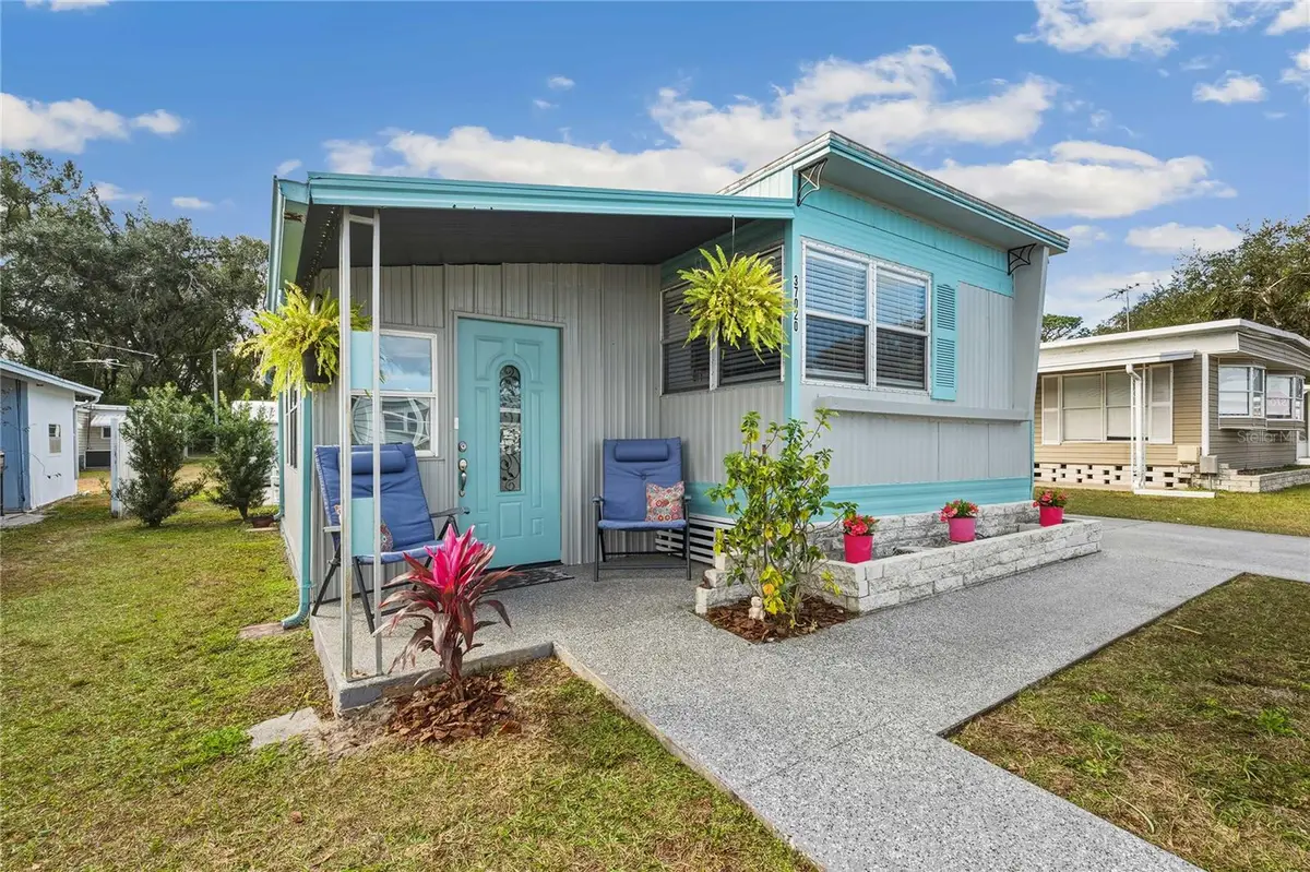 37020 Lois Avenue, Zephyrhills, FL 33542 - Image #1