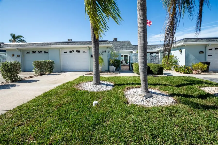 128 Boca Ciega Point Boulevard N, Saint Petersburg, FL 33708 - Image #2