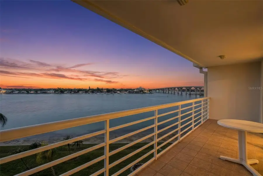 6001 Bahia Del Mar Circle #529, Saint Petersburg, FL 33715 - Image #2