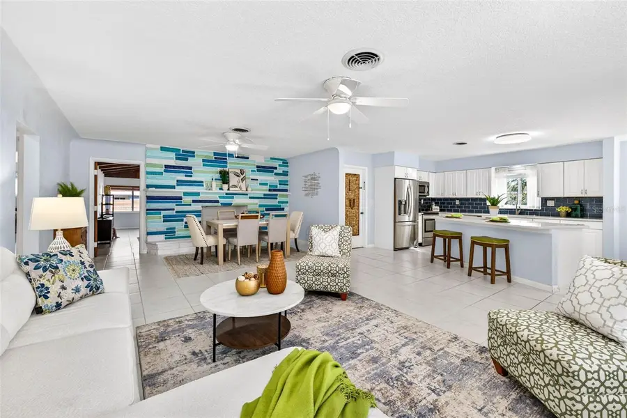 6701 Burlington Avenue N, Saint Petersburg, FL 33710 - Image #3