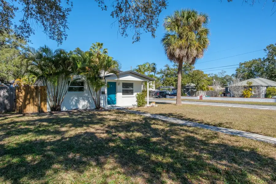301 43rd Avenue N, Saint Petersburg, FL 33703 - Image #3