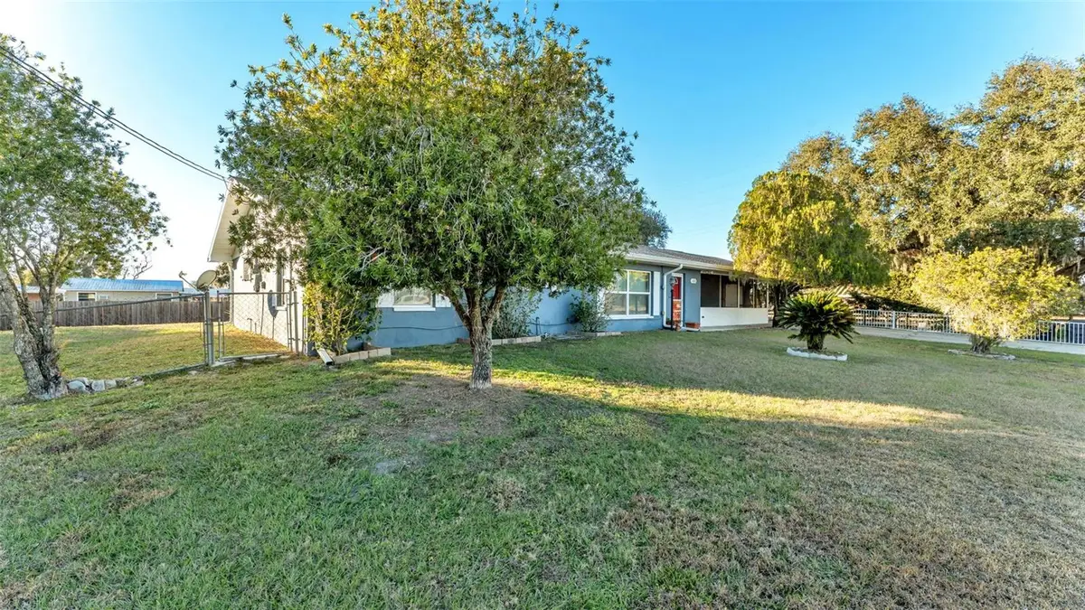 3120 Shady Oak Drive E, Lakeland, FL 33810 - Image #1