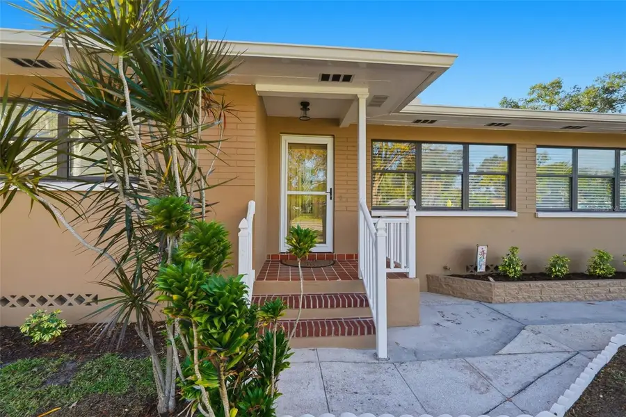 104 N Hercules Avenue, Clearwater, FL 33765 - Image #2