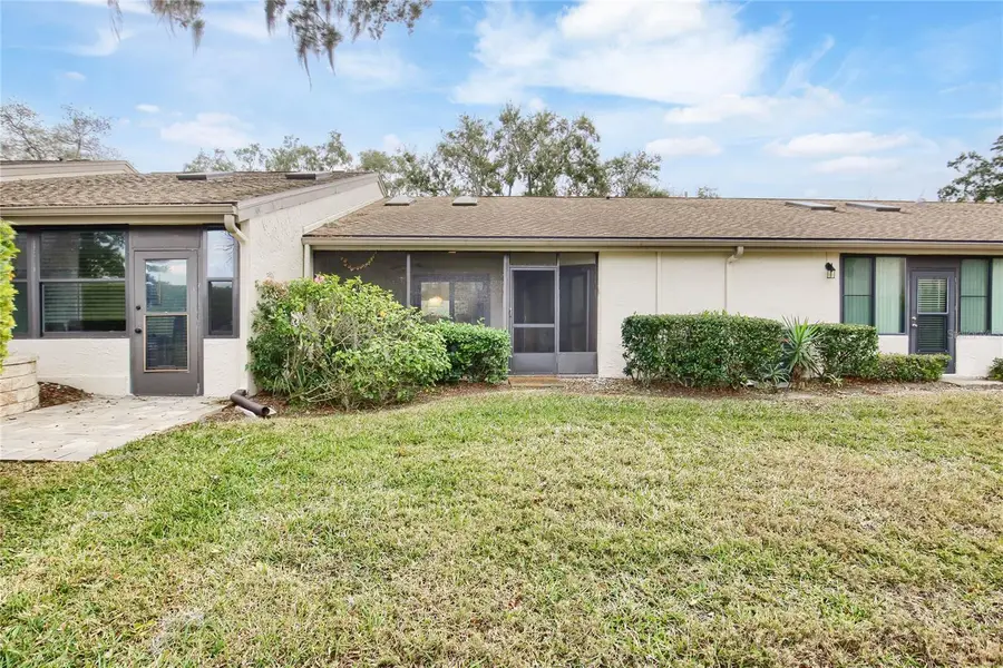 2603 Oak Circle #2603, Tarpon Springs, FL 34689 - Image #3