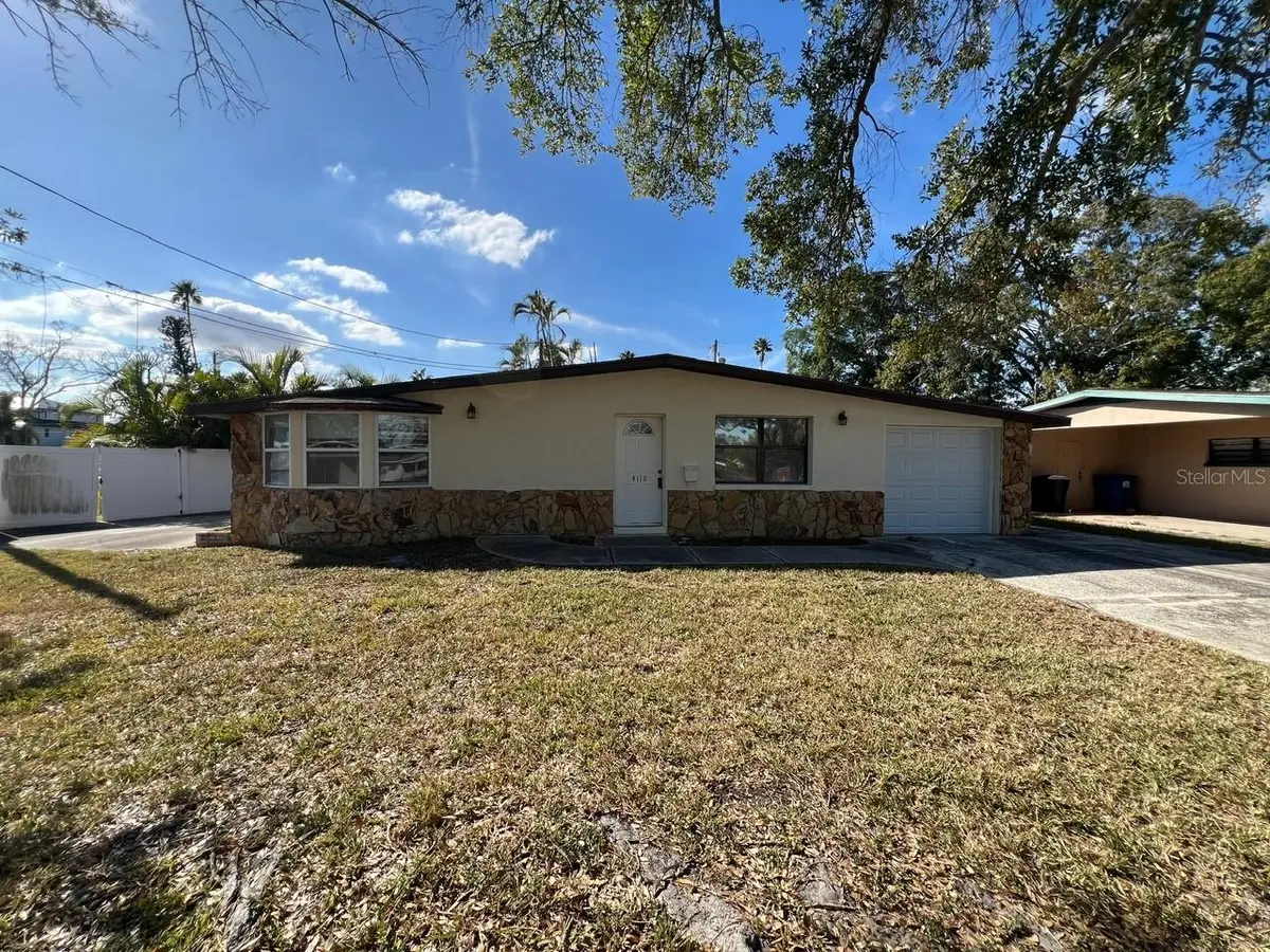 4118 Carson Street Ne, Saint Petersburg, FL 33703 - Image #1