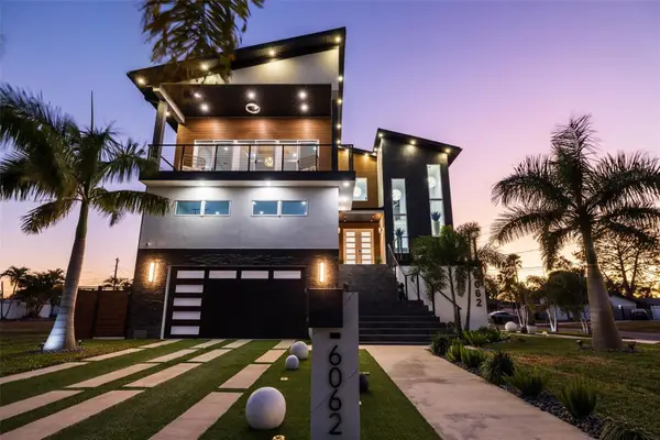 6062 Bayou Grande Boulevard Ne, ST PETERSBURG, FL 33703