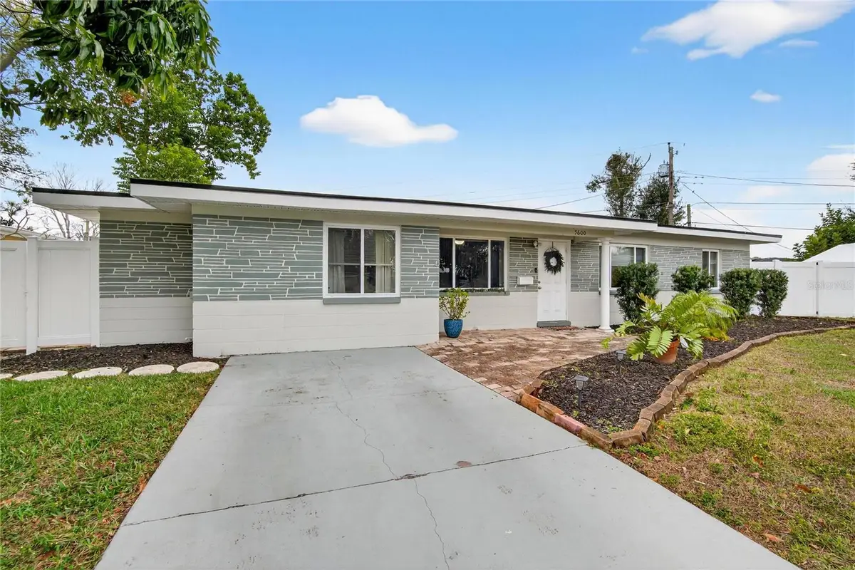 5600 32nd Avenue N, Saint Petersburg, FL 33710 - Image #1