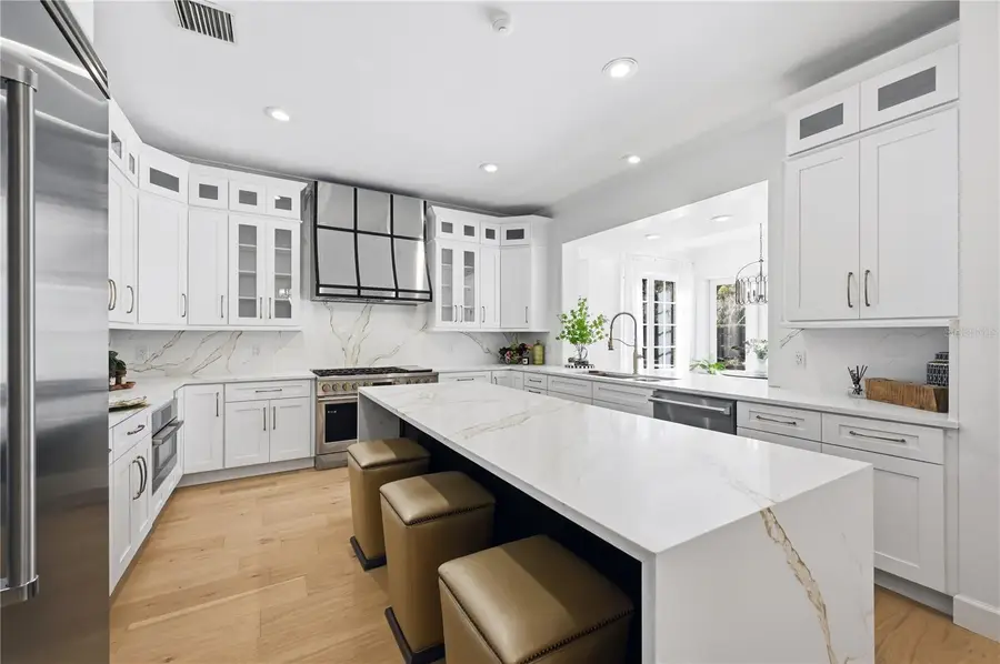 16502 Millan De Avila, Tampa, FL 33613 - Image #3