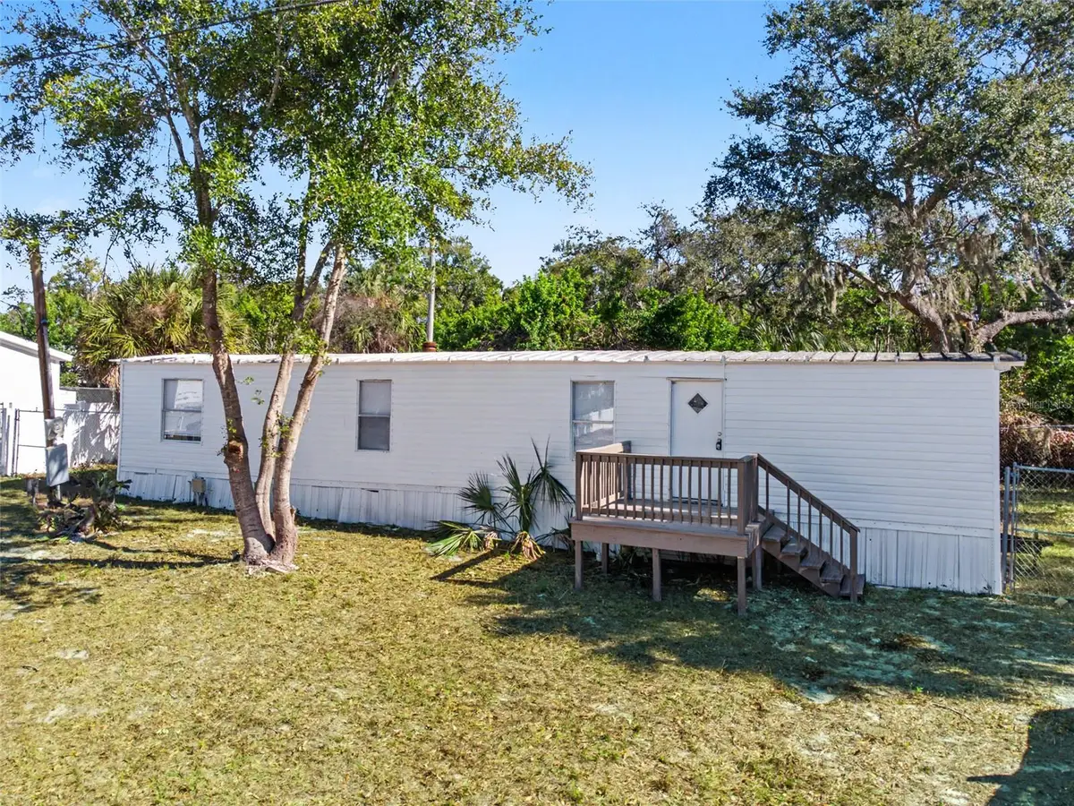 10914 Country Haven Drive, Gibsonton, FL 33534 - Image #1