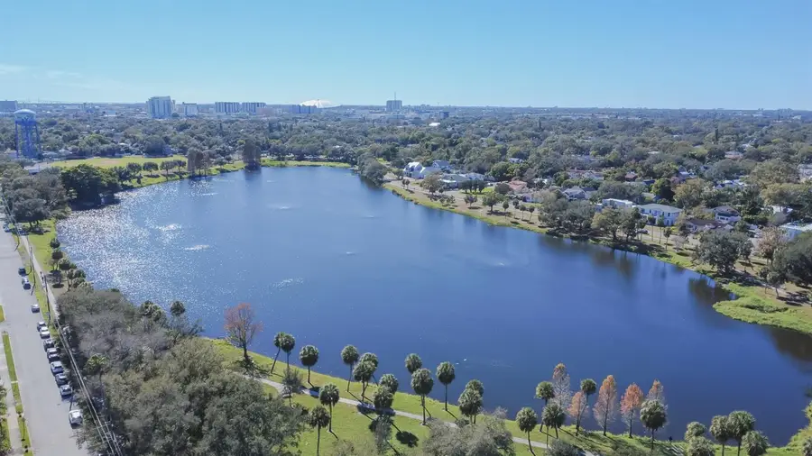 2015 5th Street N, Saint Petersburg, FL 33704 - Image #2