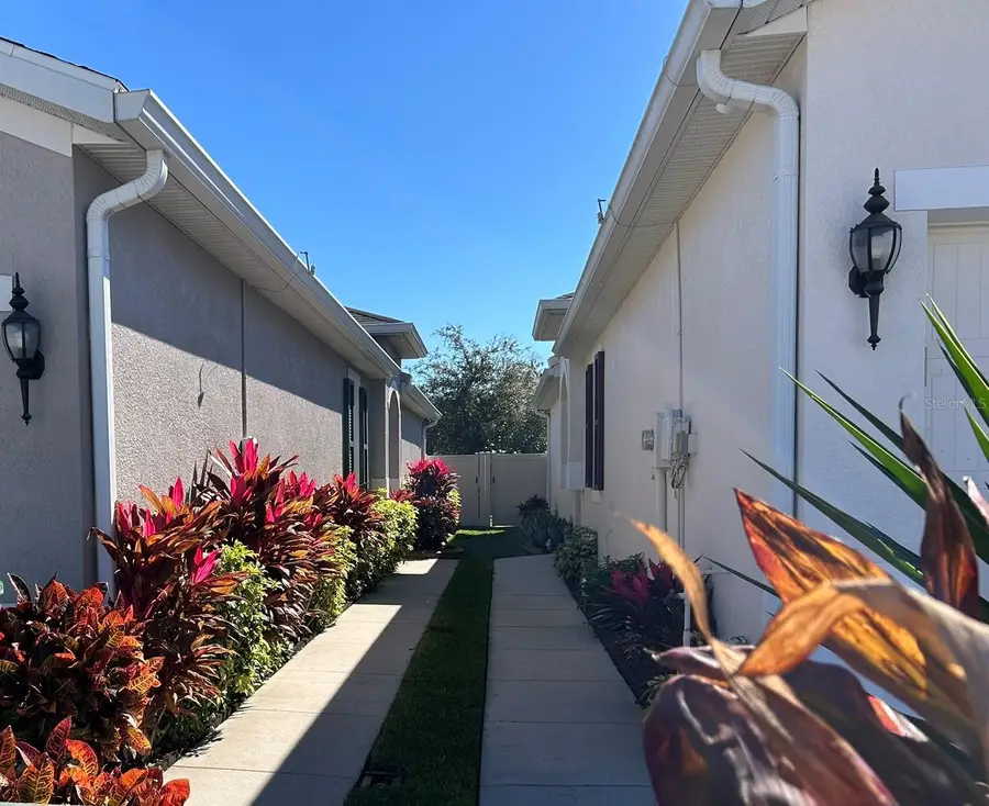 10647 Heron Hideaway Loop, Land O Lakes, FL 34638 - Image #2