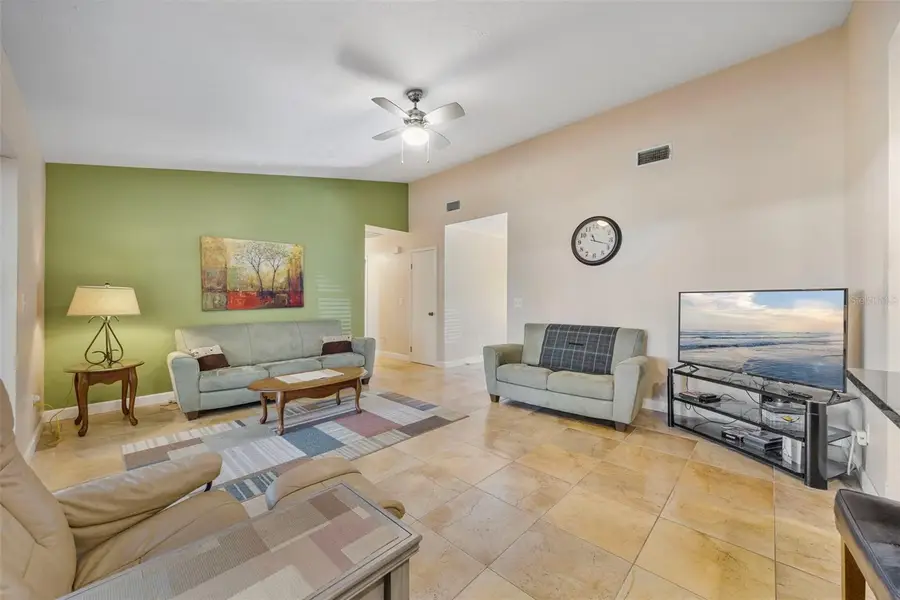 402 Wedgefield Place, Brandon, FL 33510 - Image #3