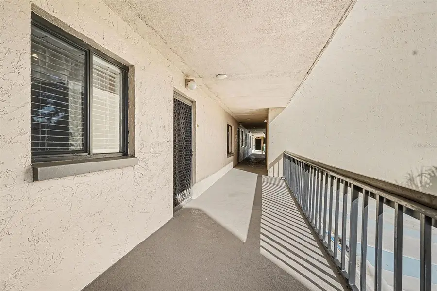 303 Tarpon Point, Tarpon Springs, FL 34689 - Image #3